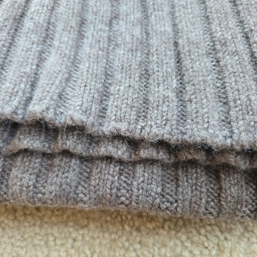 Brown Ribbed Lambswool Scarf made in Ireland - Picture 9 of 9